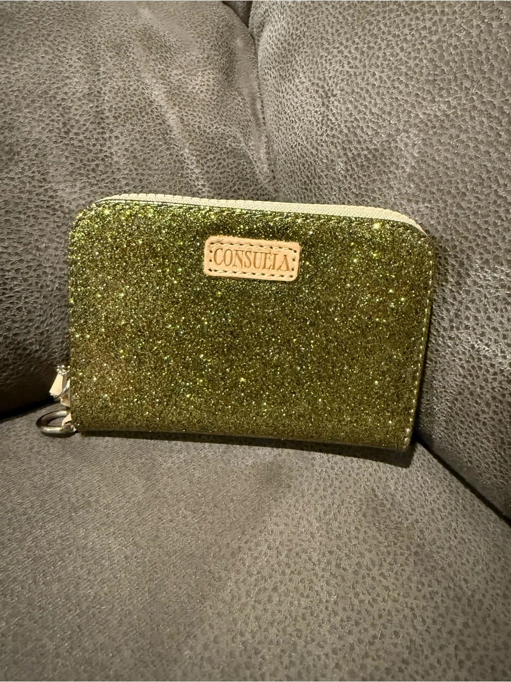 Consuela Oly zippy wallet